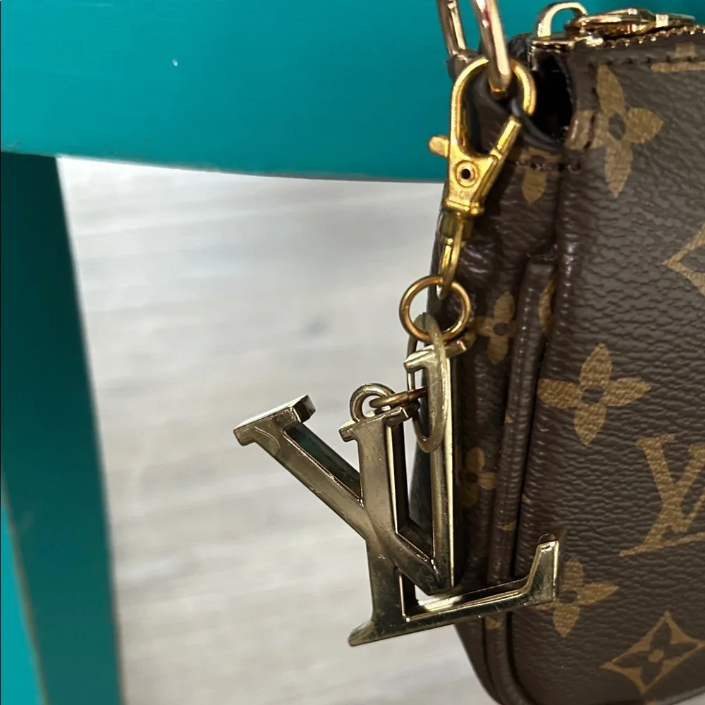 Louis Vuitton Look Alike Purse Charm - Picture 6 of 7